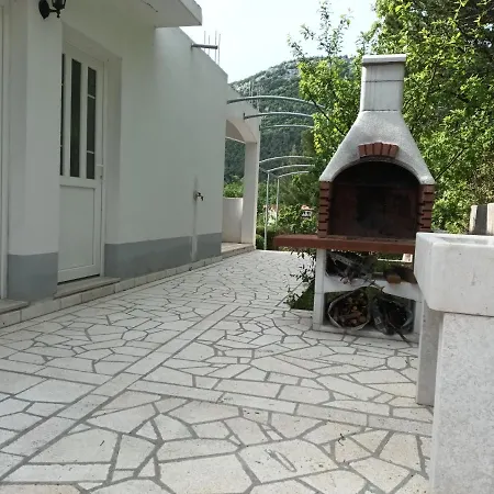 Apartman Maka Kučiće