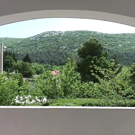 ヴィラ Apartman Maka Kučiće