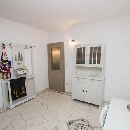 Apartman Maka *