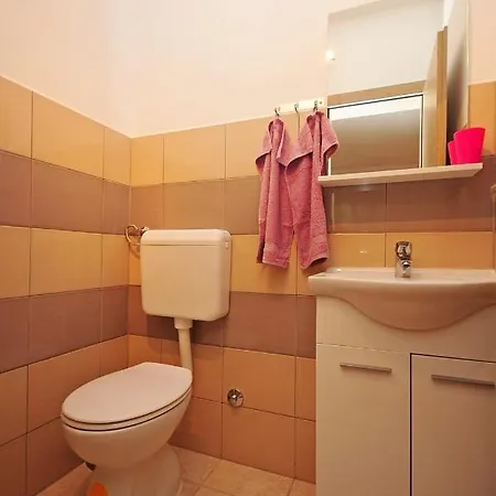 Vila Maka Kučiće